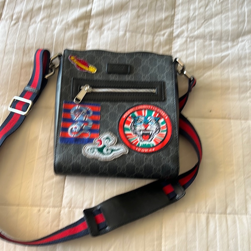 Gucci web Night Currier bag